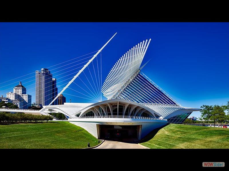 Milwaukee Art Museum's Quadracci Pavilion